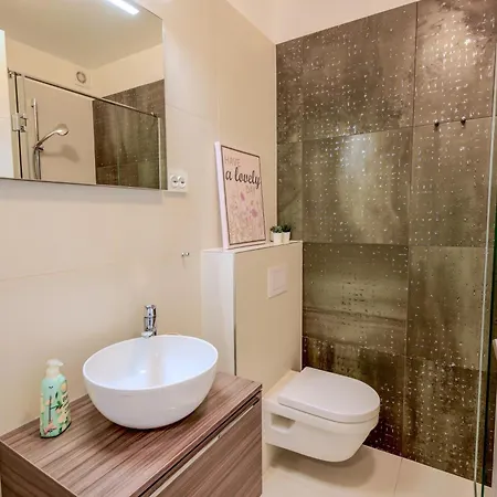 Siroko Apartment