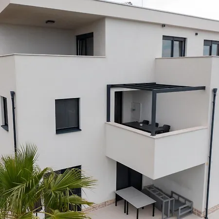 Siroko Apartment